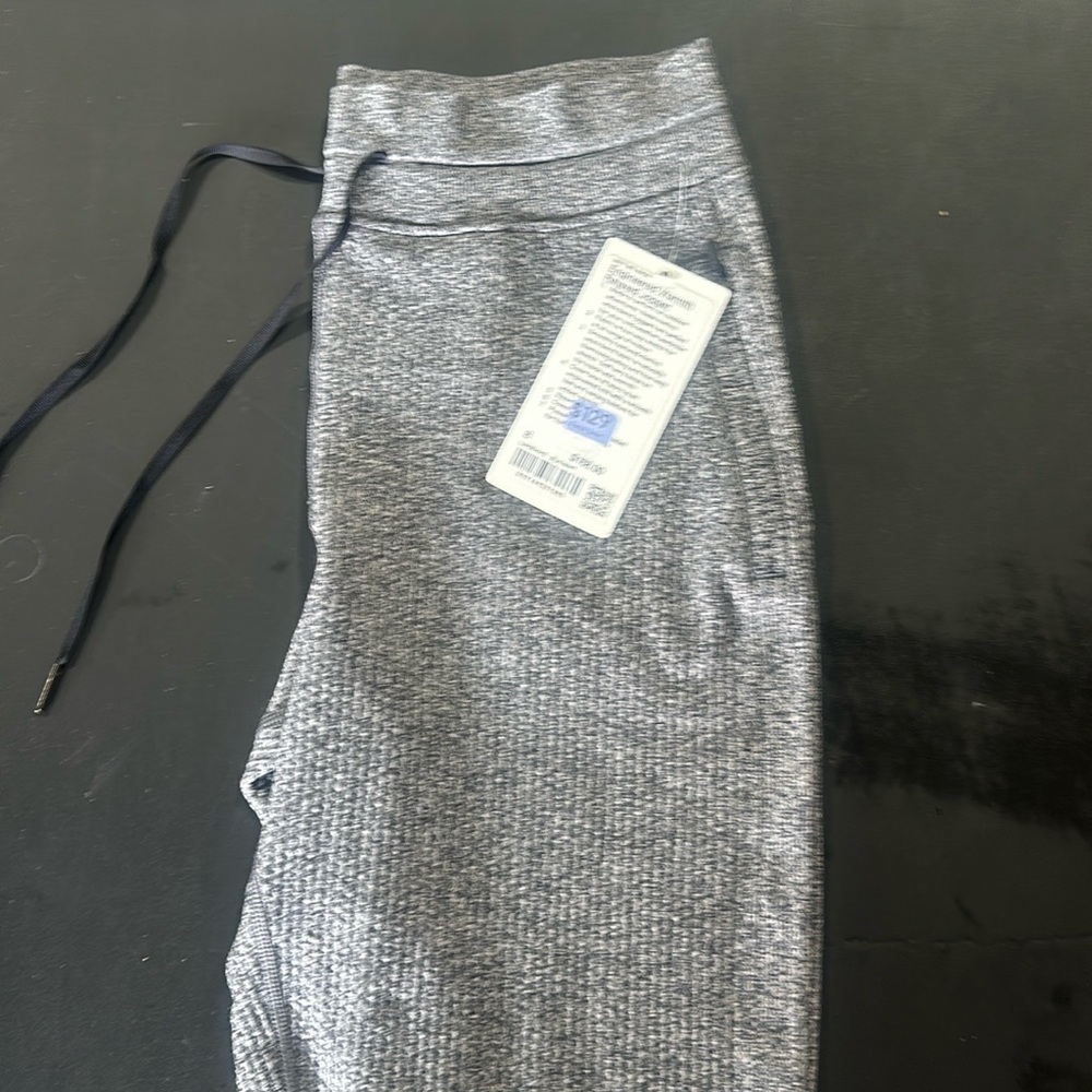 New with tags, Lululemon relaxed joggers ￼